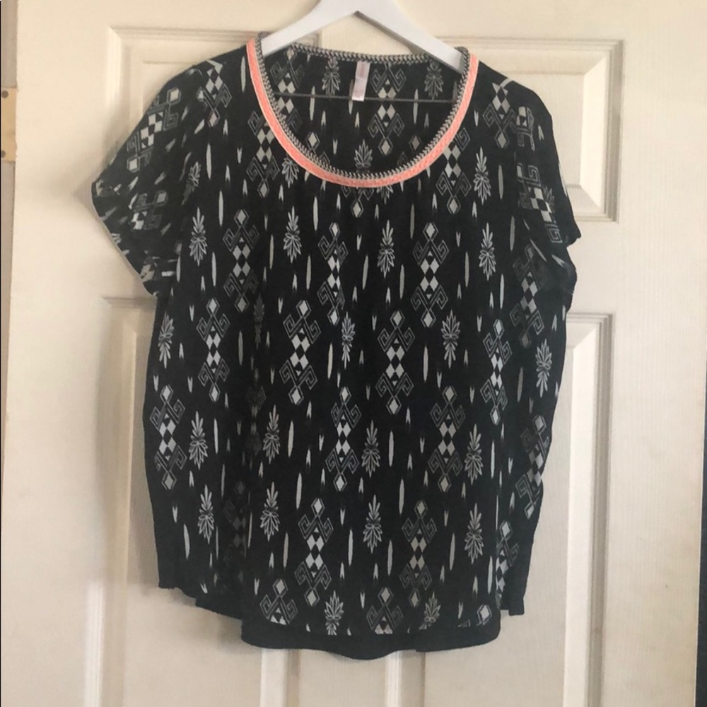 Xhilaration top